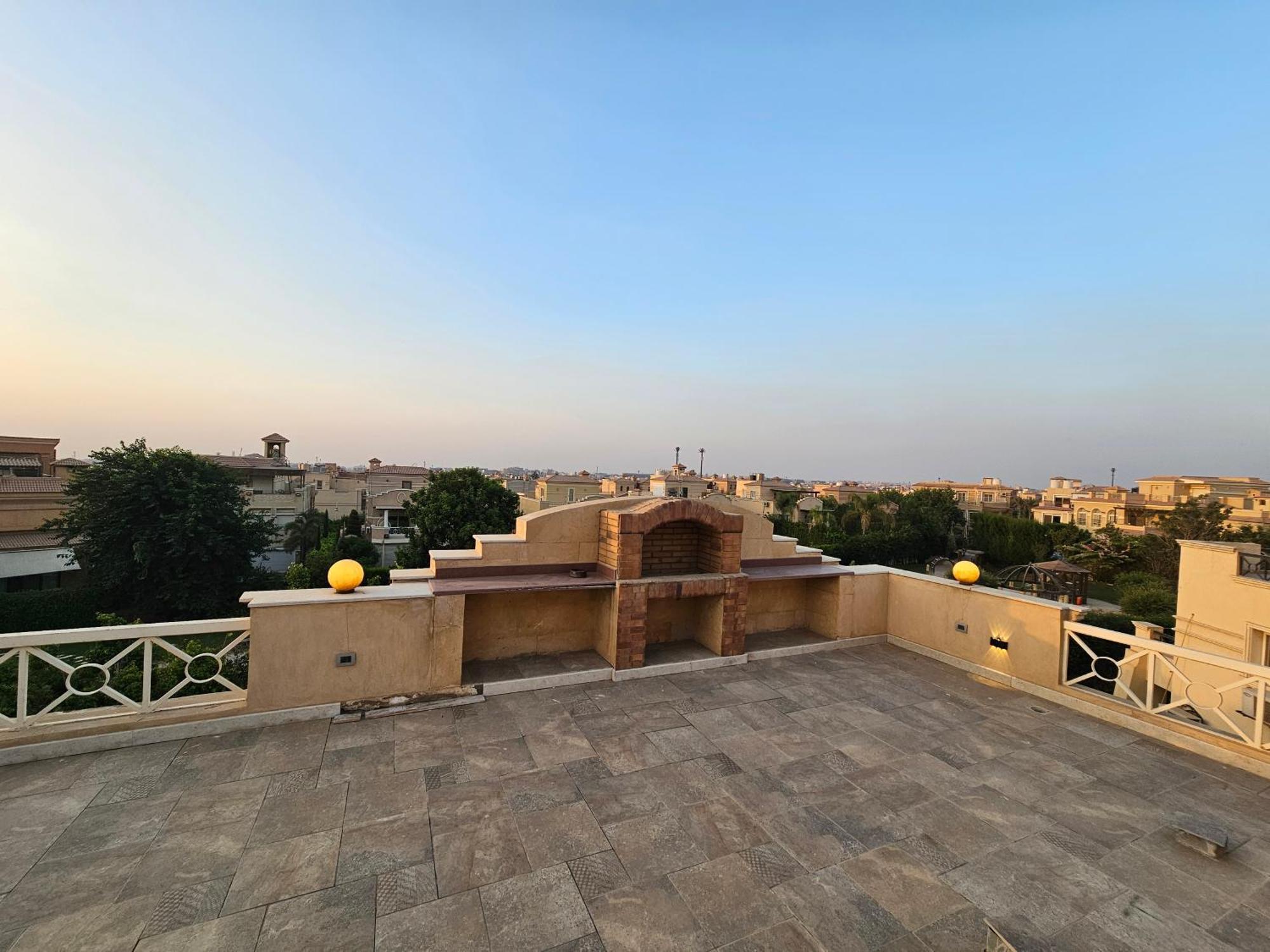 Villa Luxury With Swimming Pool Cairo