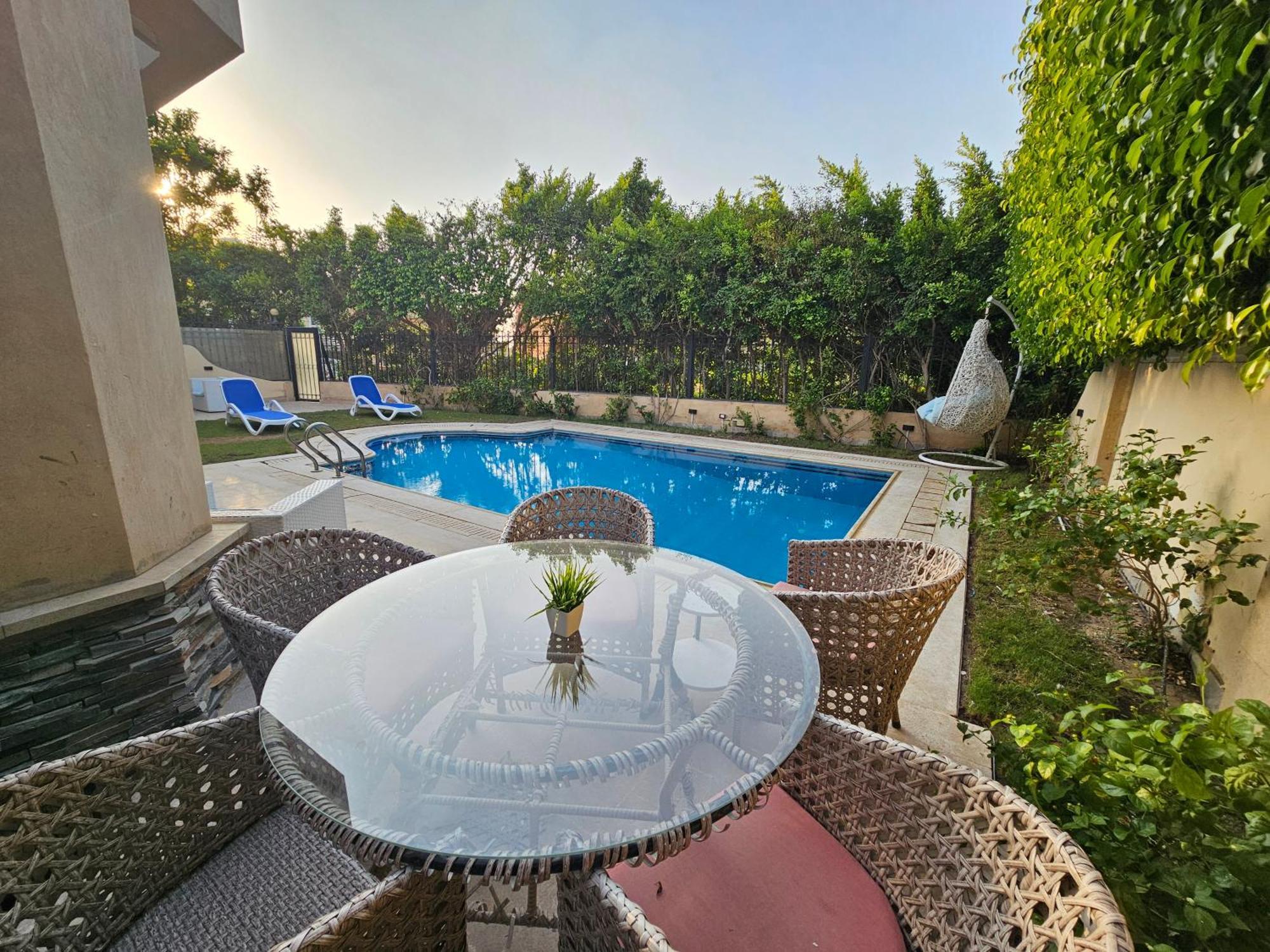 Luxury With Swimming Pool Villa