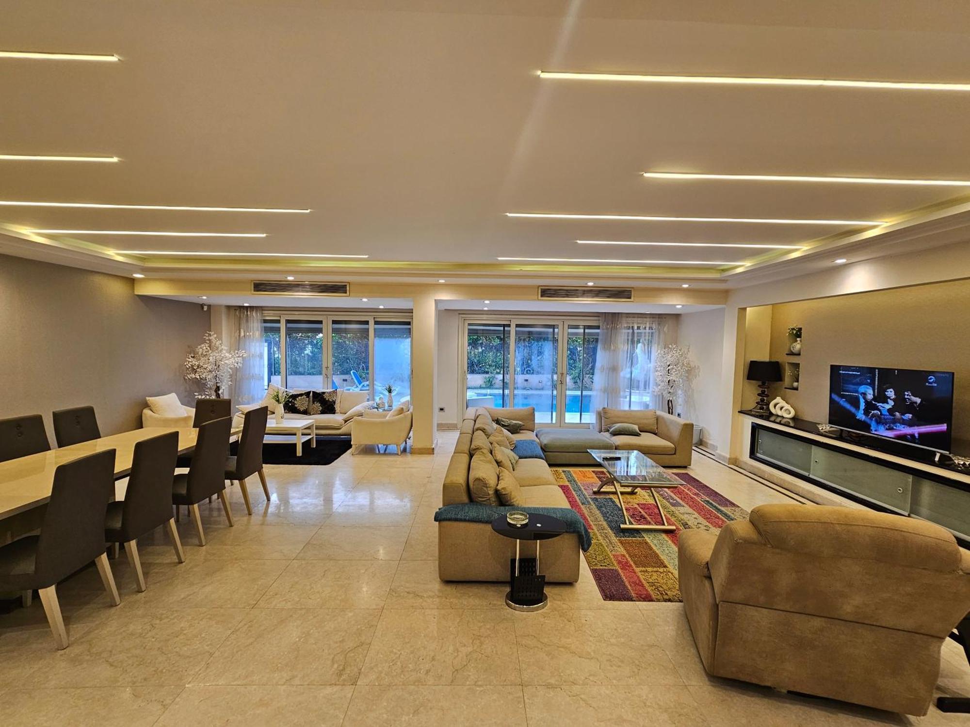 Villa Luxury With Swimming Pool Le Caire